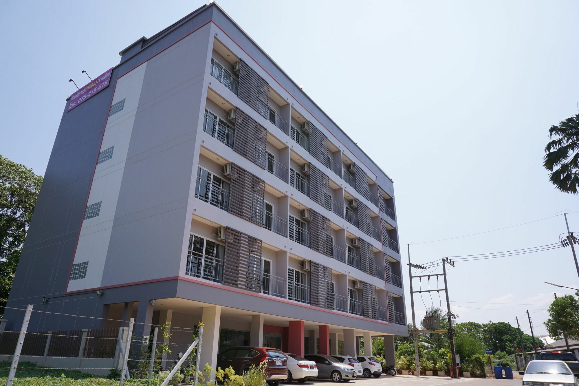 Chompu Nakarin Apartment Trang Exterior photo